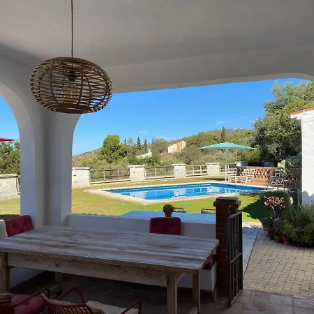 Villa La Higuera *